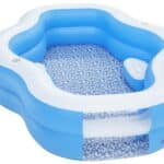 בריכה משפחתית מתנפחת עם חלון שקוף ומושבים מובנים