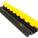 10 תעלות דריכה בתוך קייס עם גלגלים להשכרה