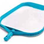 רשת שטוחה כחולה לניקוי בריכה עם חיבור למוט טלסקופי | yrz