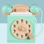 טלפון חוגה מעץ לילדים | מקט W01E004