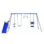 מתקן נדנדות כחול עם מגלשה, נדנדה, טרפז ומושב תינוק על רקע לבן | yrz