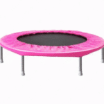 טרמפולינה עגולה 60 אינץ עם כיסוי ורוד ומשטח קפיצה שחור על רגלי מתכת | yrz