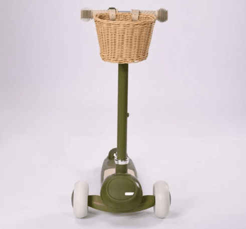 ⁦קורקינט וינטג עם סלסלת קש בצבע ירוק 28810G מסדרת Retro line⁩ – תמונה ⁦2⁩