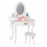 שידת איפור לבנה עם מראה אובלית, מגירה ושרפרף תואם, כולל אביזרי איפור צעצוע על השולחן | yrz