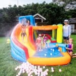 מתנפח מים לילדים גדול המקפצה הרטובה W62030 מבית Doctor Dolphin